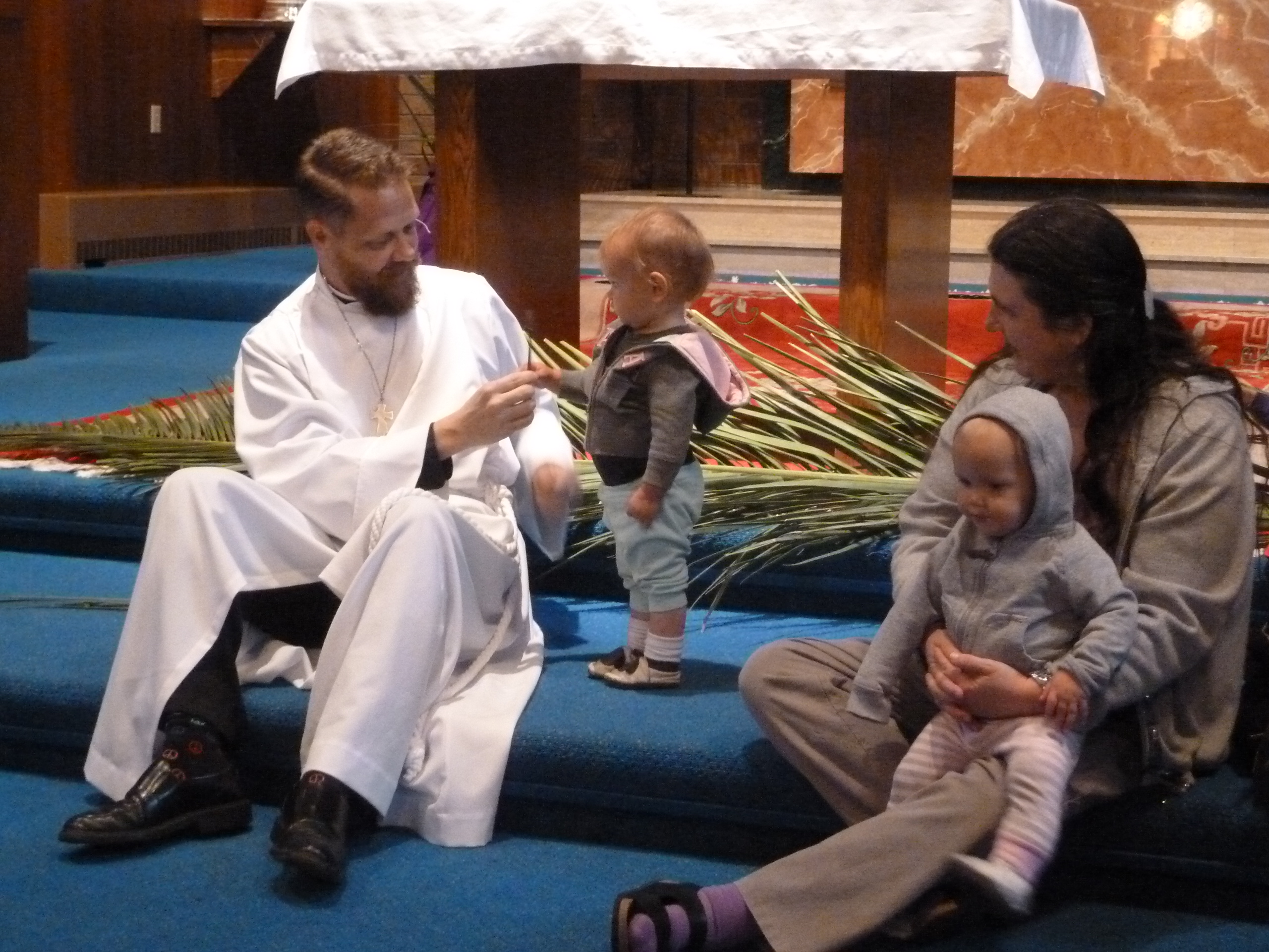 http://www.bastique.com/ii/images/Passion%20Sunday%20Childrens%20Sermon.JPG